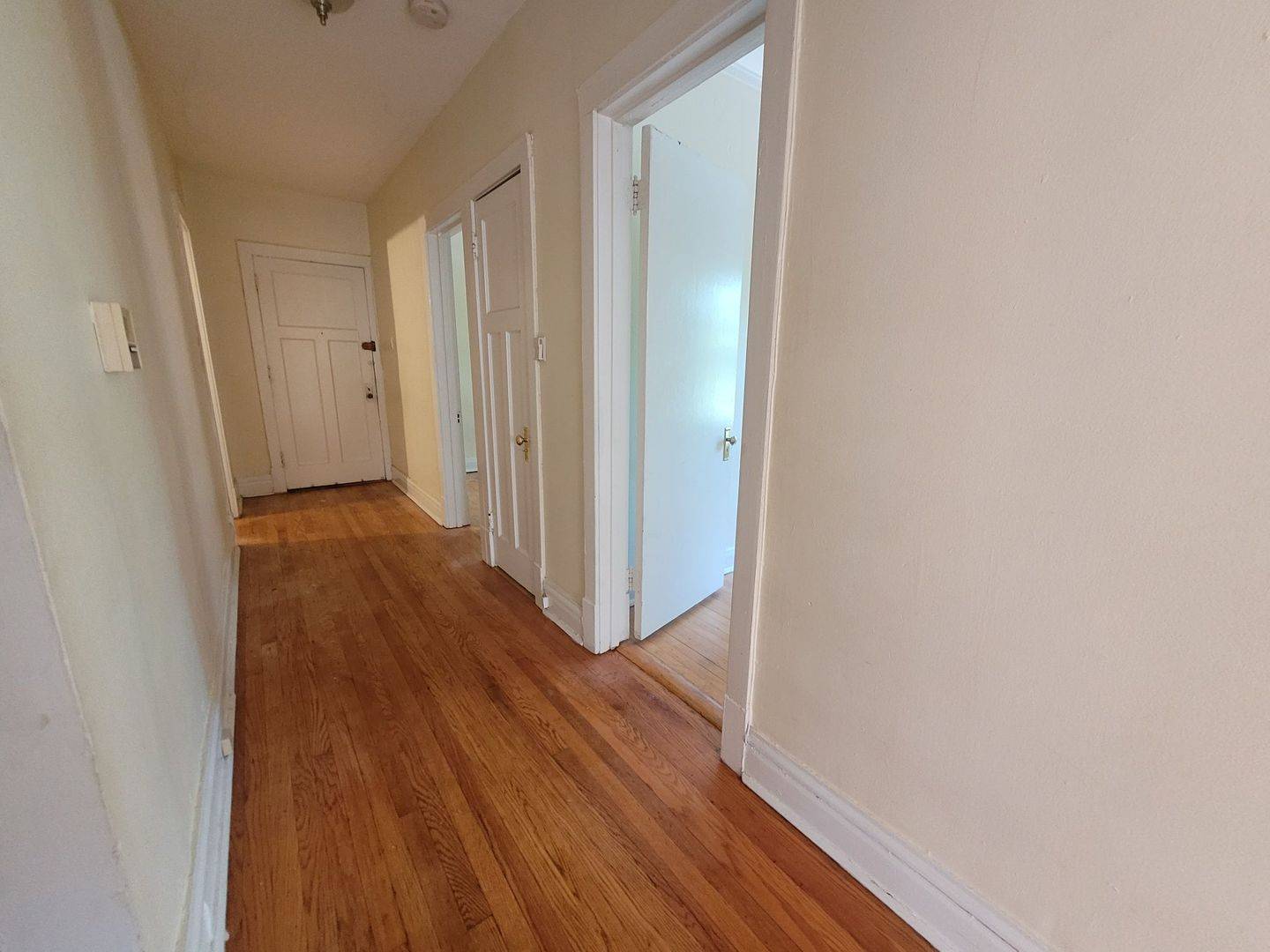 1401 W Winona ST #2, Chicago, IL 60640