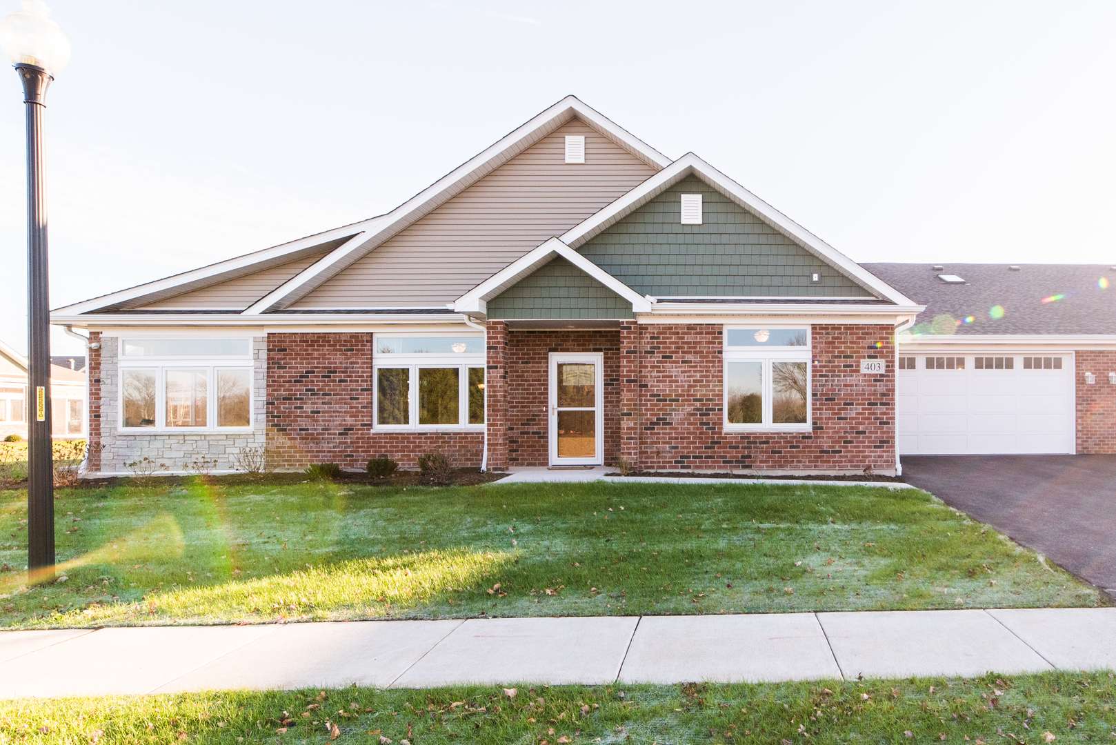 510 Stearn DR #510, Genoa, IL 60135