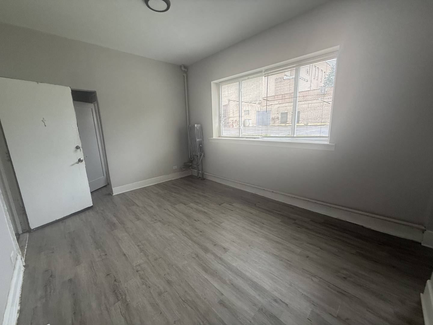 6912 N Ashland BLVD #402, Chicago, IL 60626