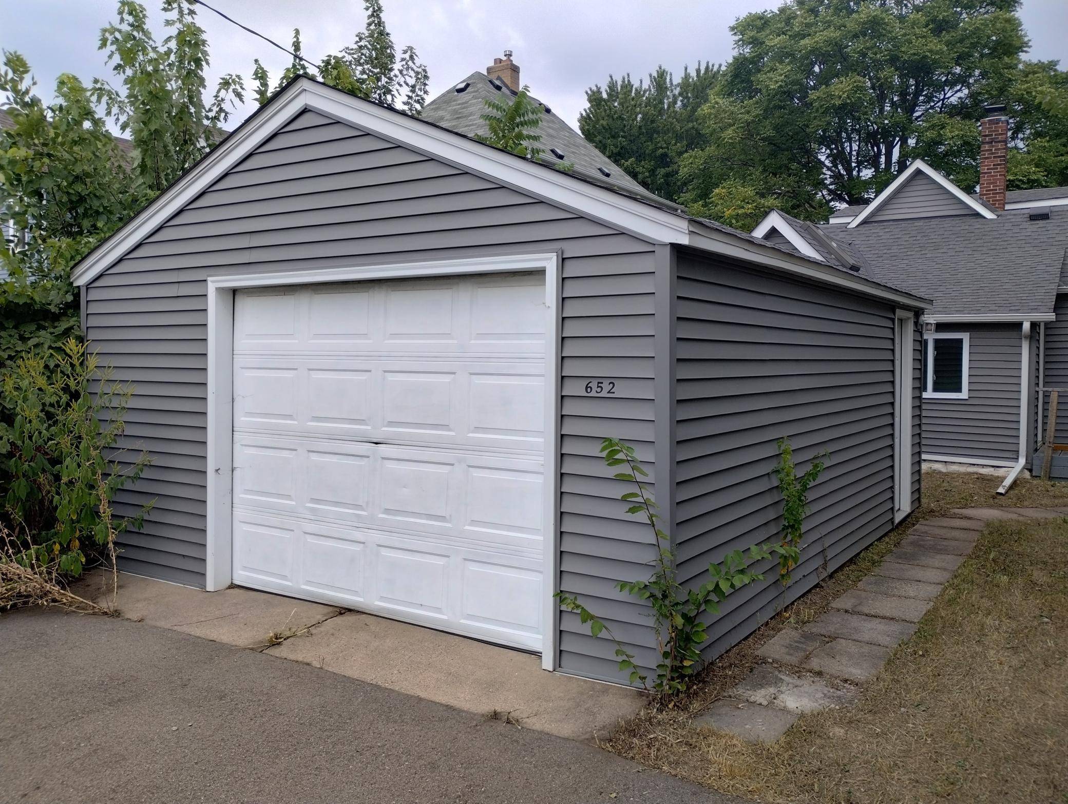 652 Watson AVE, Saint Paul, MN 55102