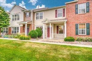 11040 Fergus ST NE #E, Blaine, MN 55449