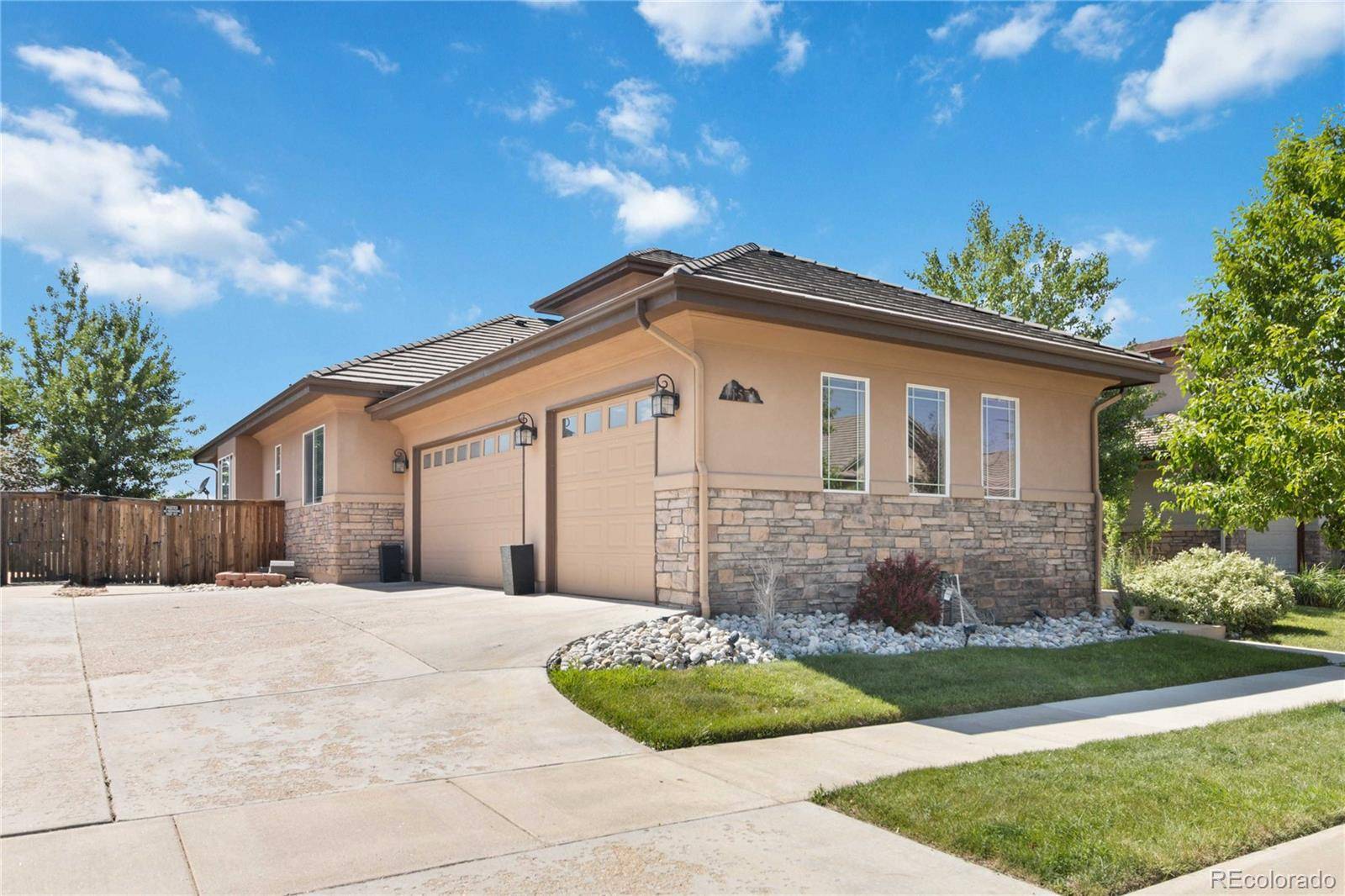 11571 Chambers DR, Commerce City, CO 80022
