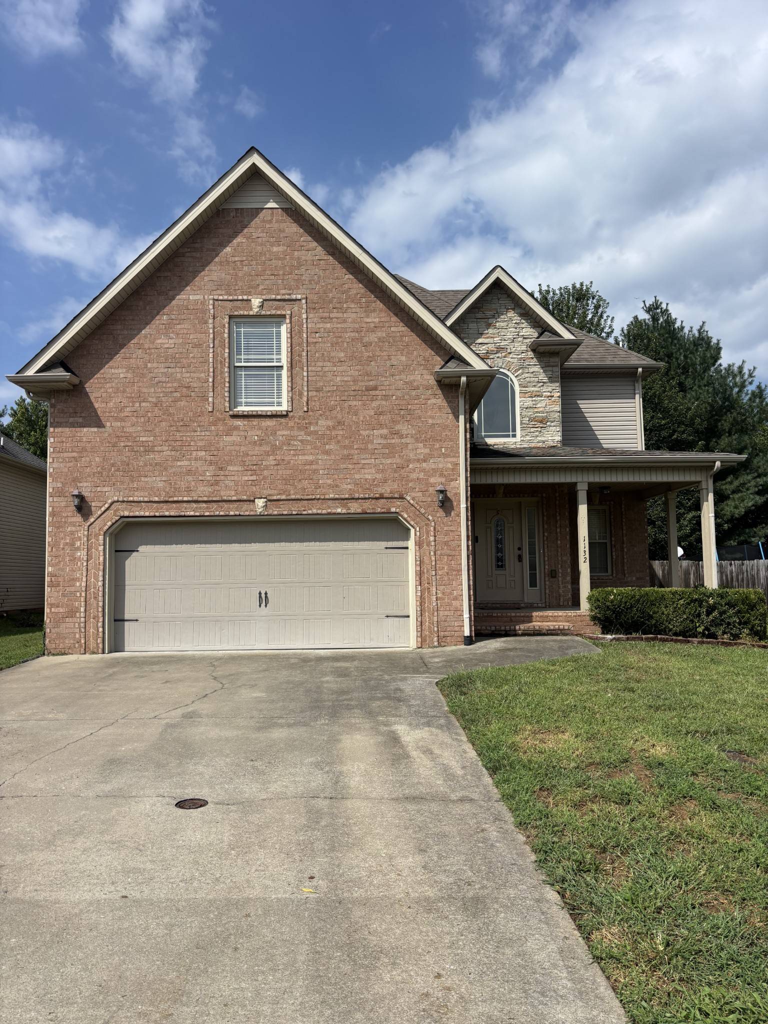 1132 Chinook Cir, Clarksville, TN 37042