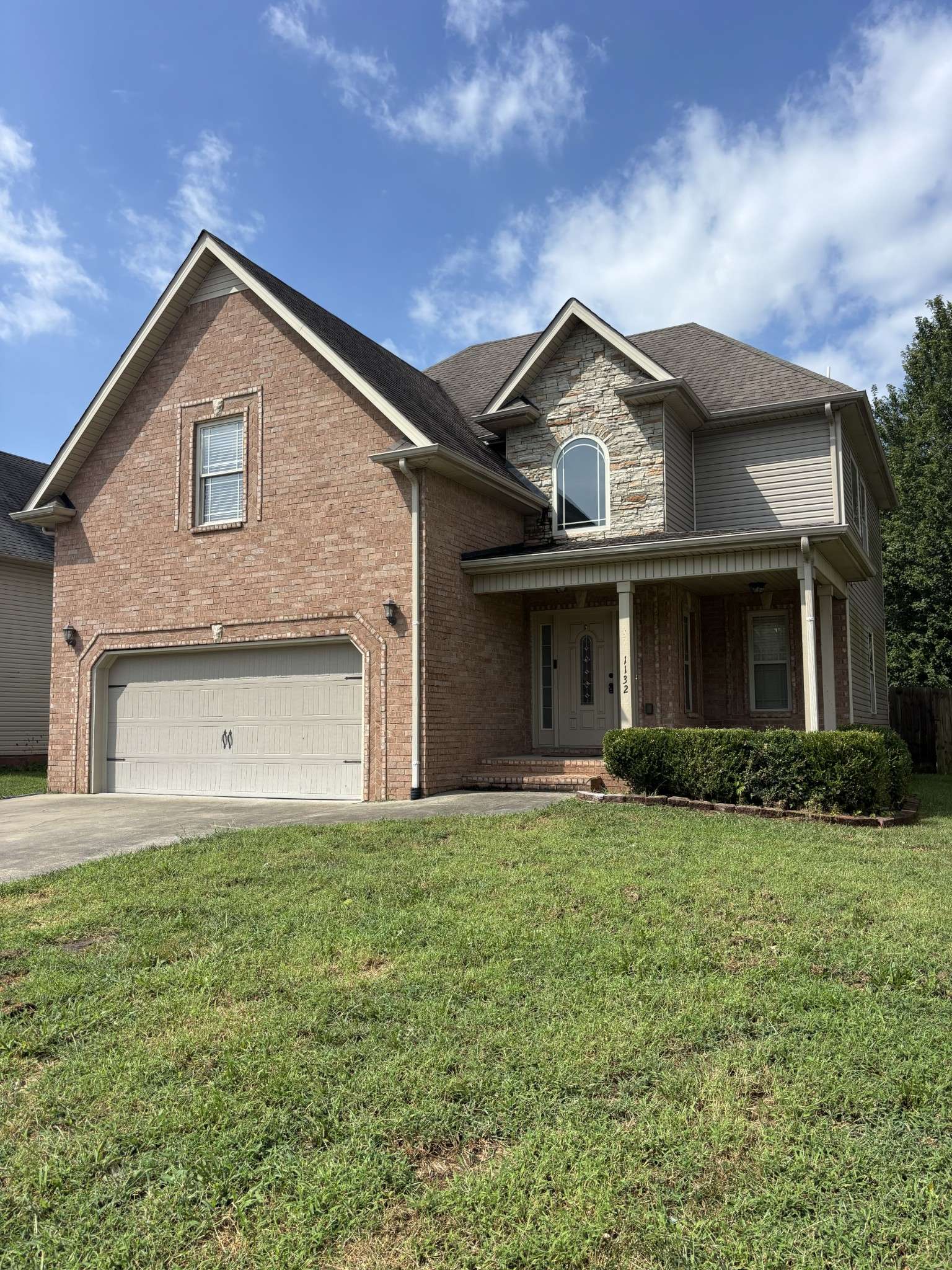 1132 Chinook Cir, Clarksville, TN 37042