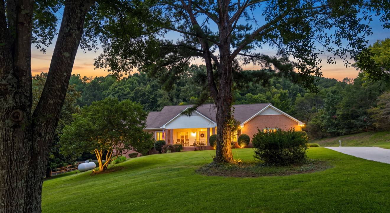 497 Cobblestone Creek Rd #NW, Cleveland, TN 37312