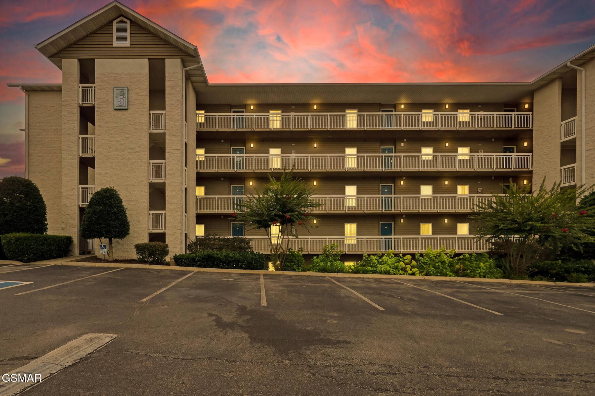 205 Ogle Drive #UNIT 552, Pigeon Forge, TN 37863