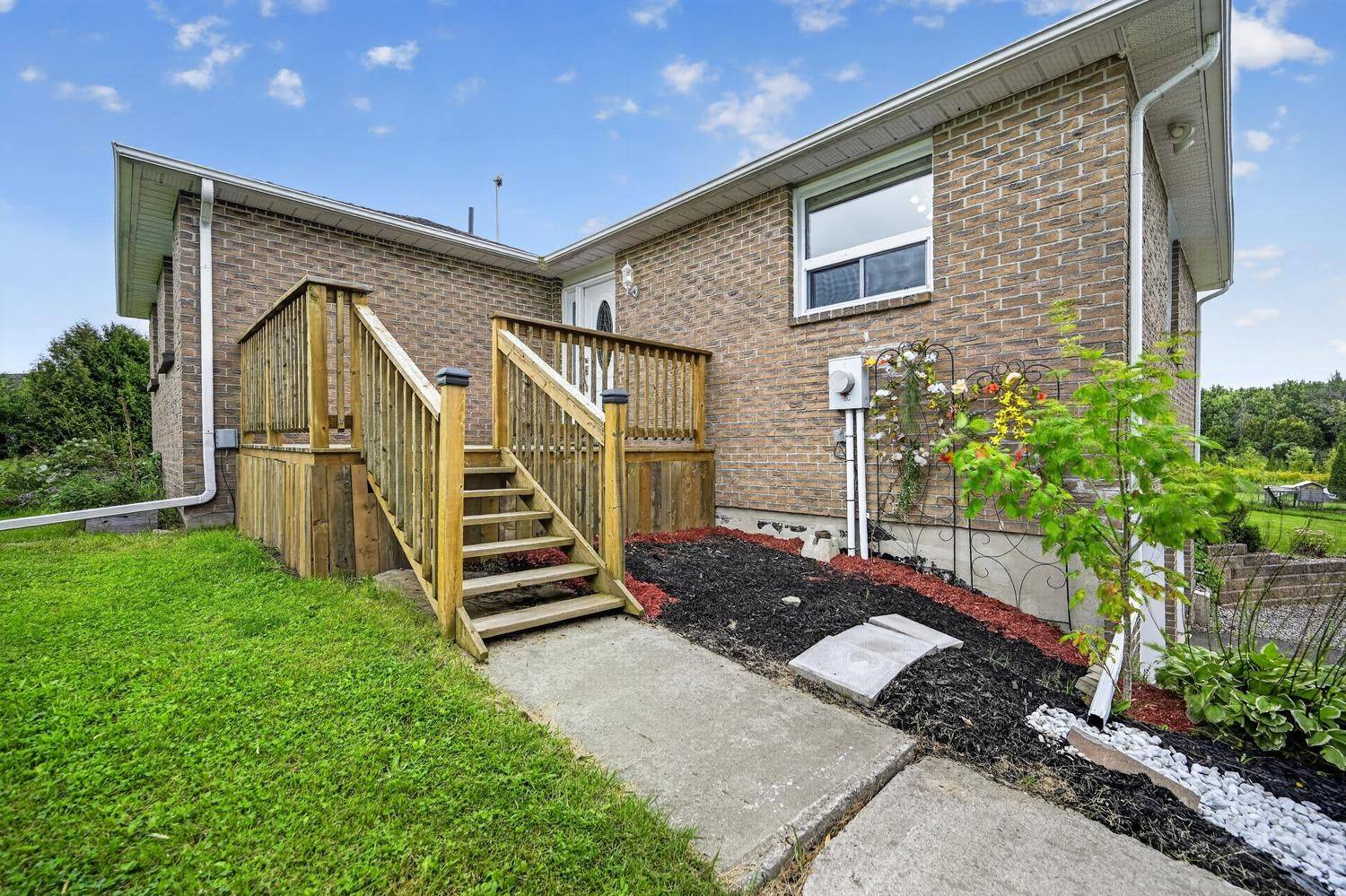 123 Hard Island RD, Athens, ON K0E 1B0