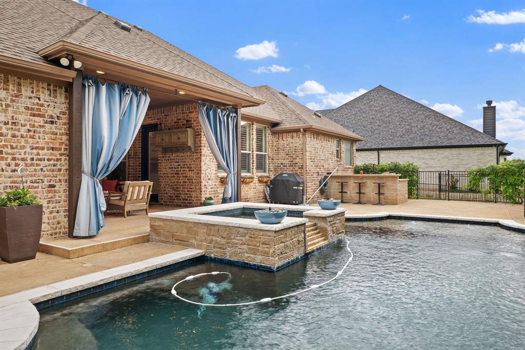 12540 Indian Creek Drive, Fort Worth, TX 76179