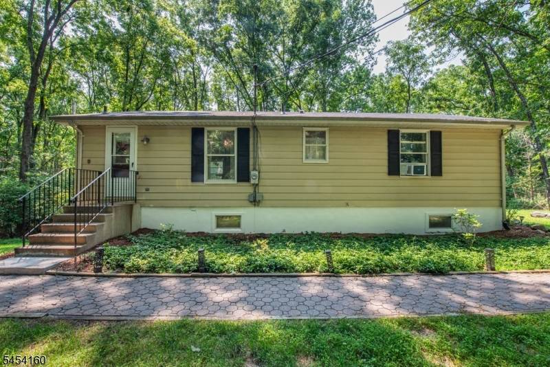 914 Aspen Dr, Stillwater Twp., NJ 07860