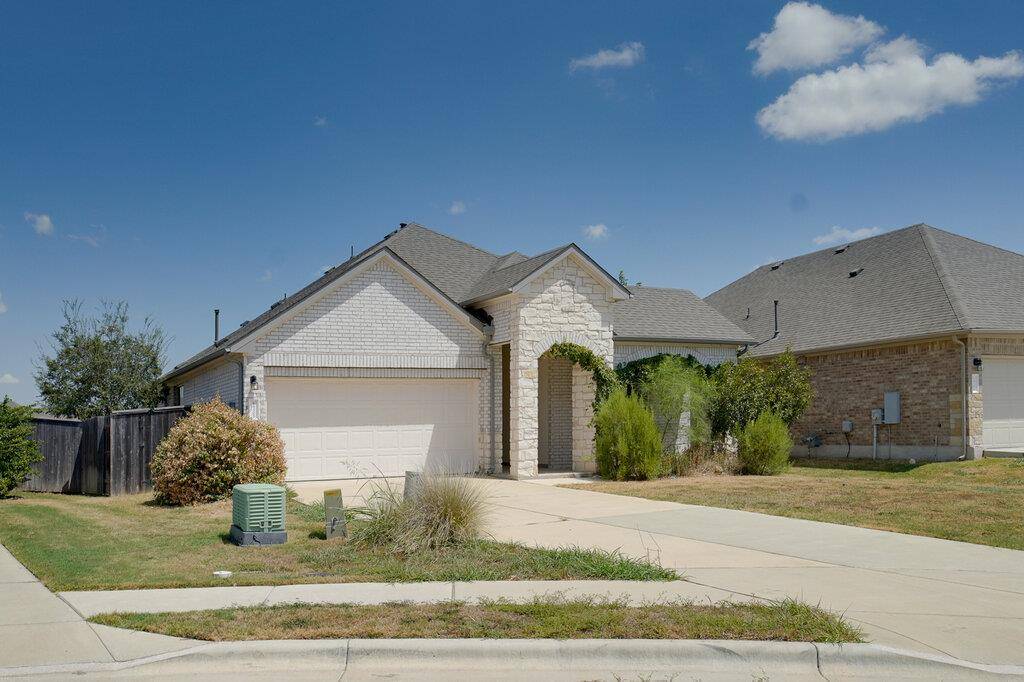 14305 McArthur DR, Manor, TX 78653