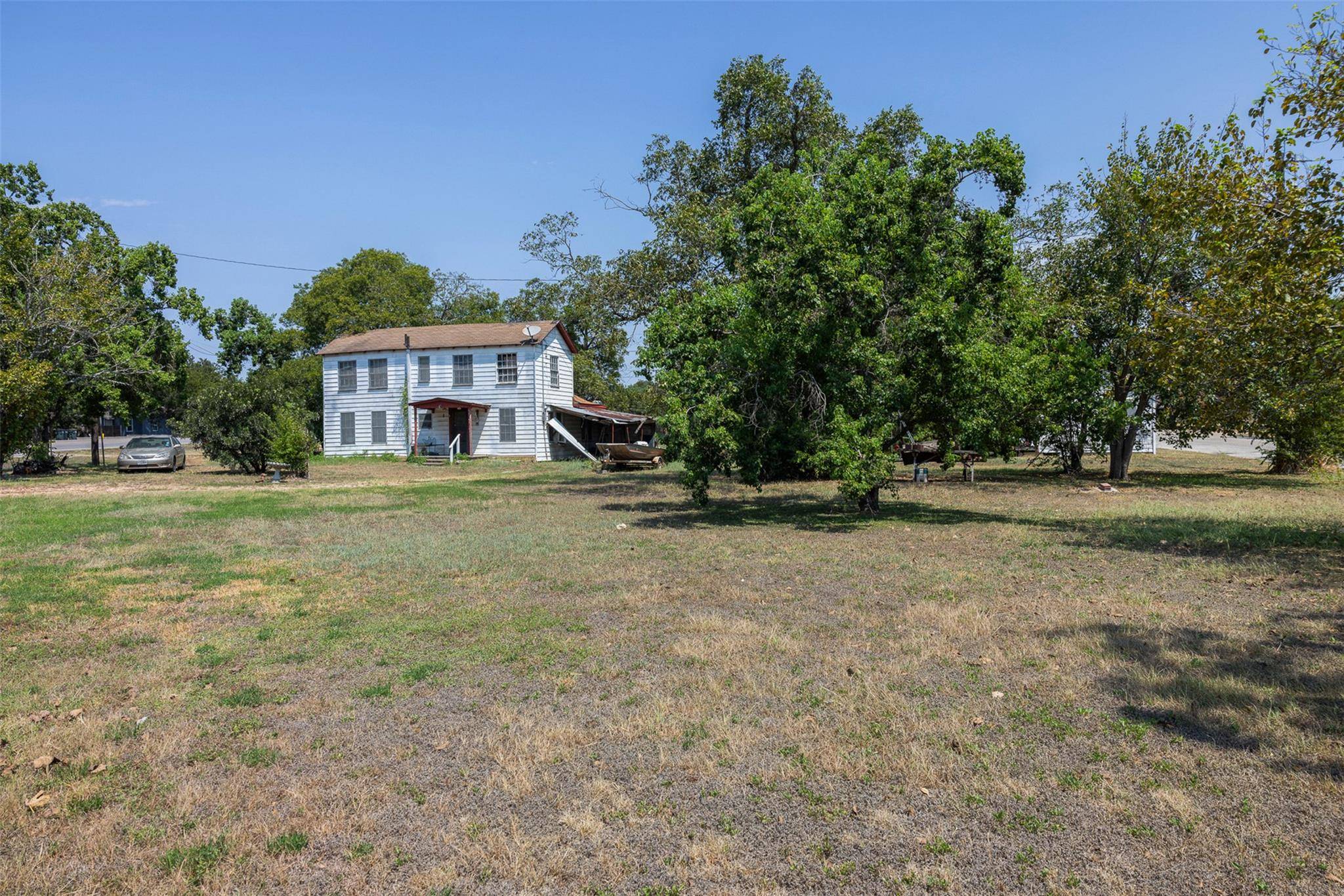 650 S Main ST, Giddings, TX 78942