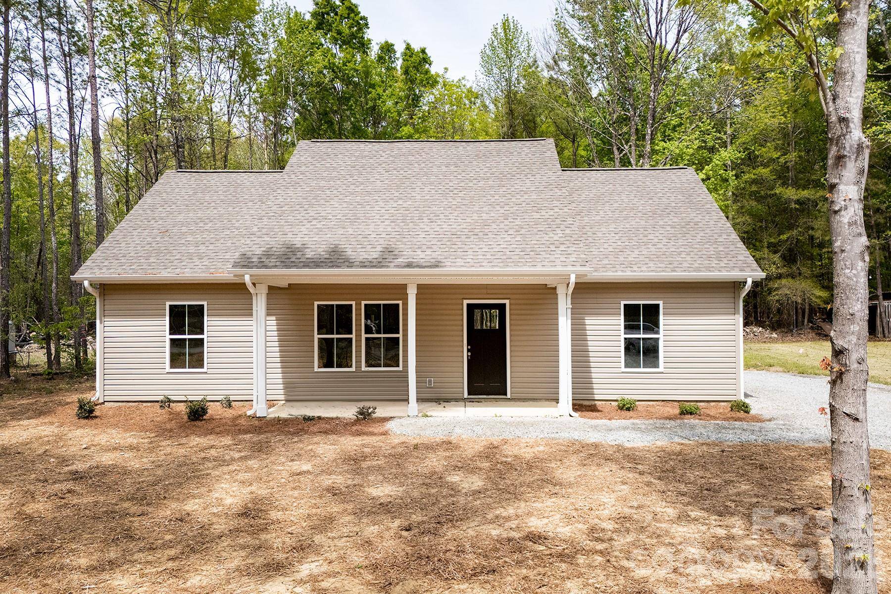 318 Stanback ST, Mount Gilead, NC 27306