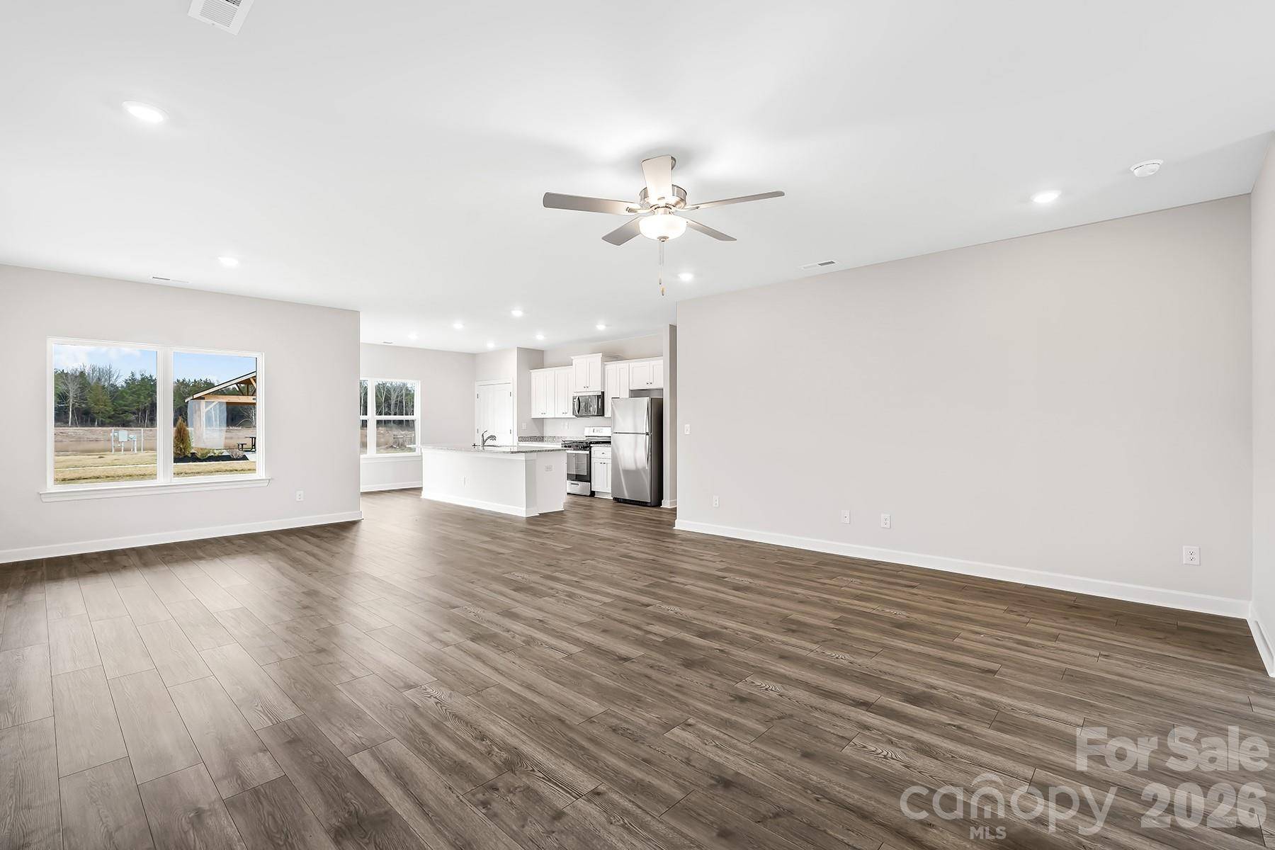 6516 Fairford DR, Charlotte, NC 28215