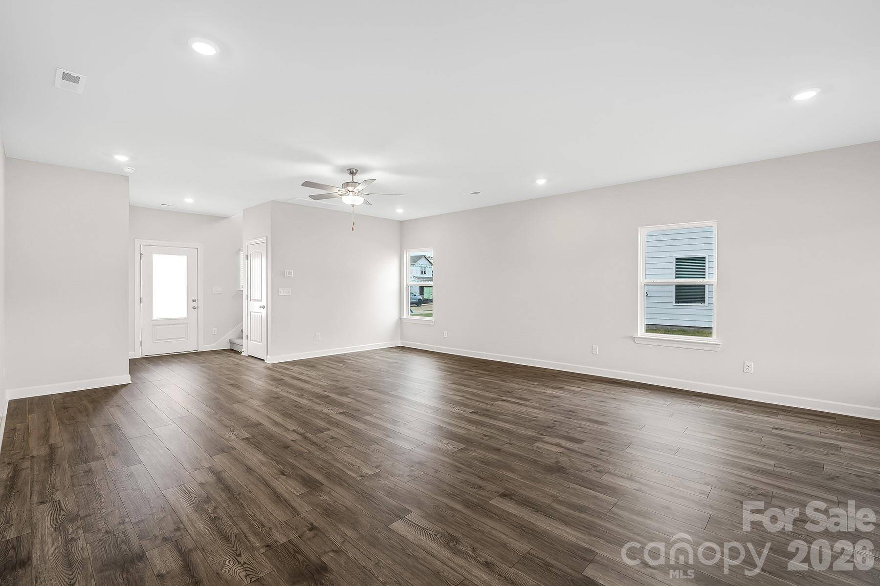 6516 Fairford DR, Charlotte, NC 28215