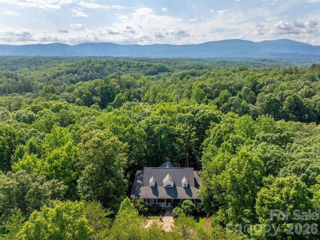 175 Green Hills RD, Mill Spring, NC 28756