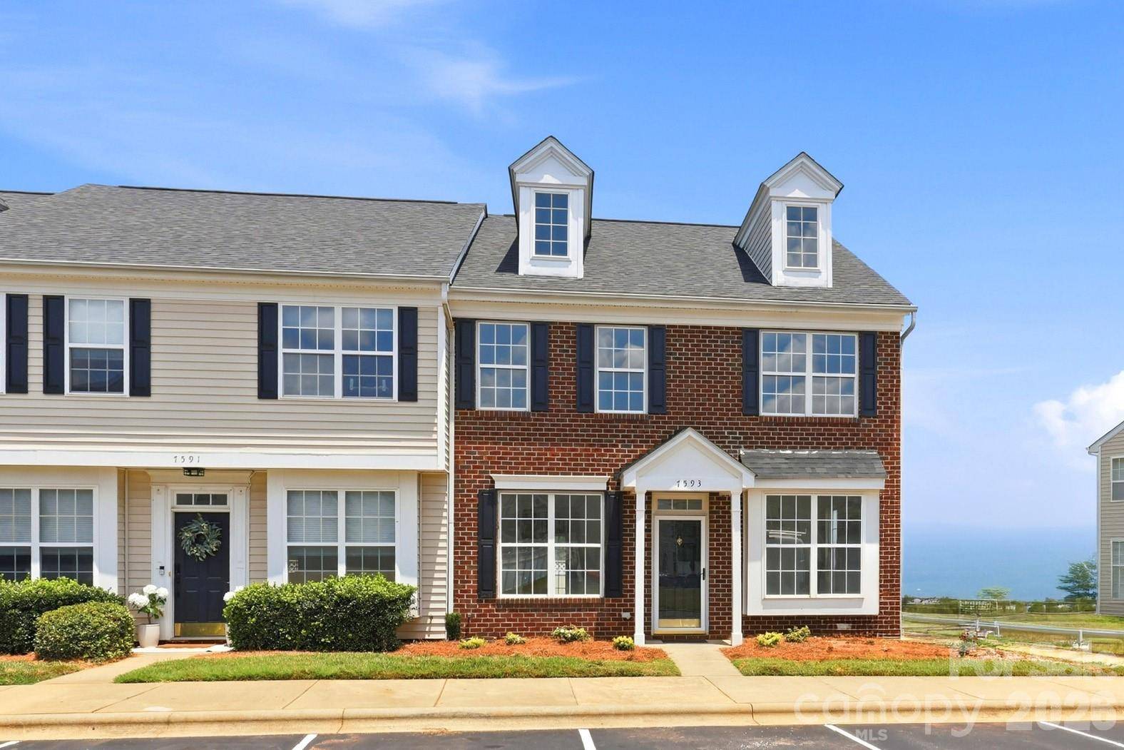 7593 Bluff Point LN, Denver, NC 28037