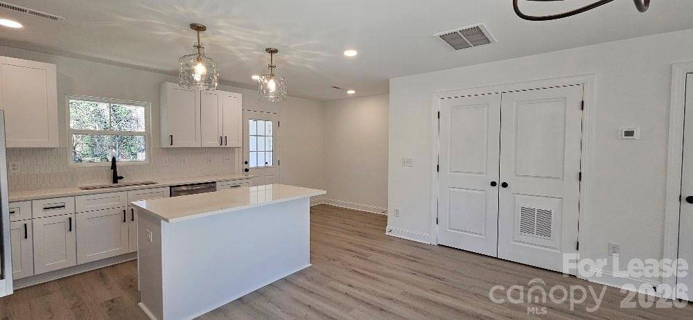 382 W Moore AVE #A, Mooresville, NC 28115