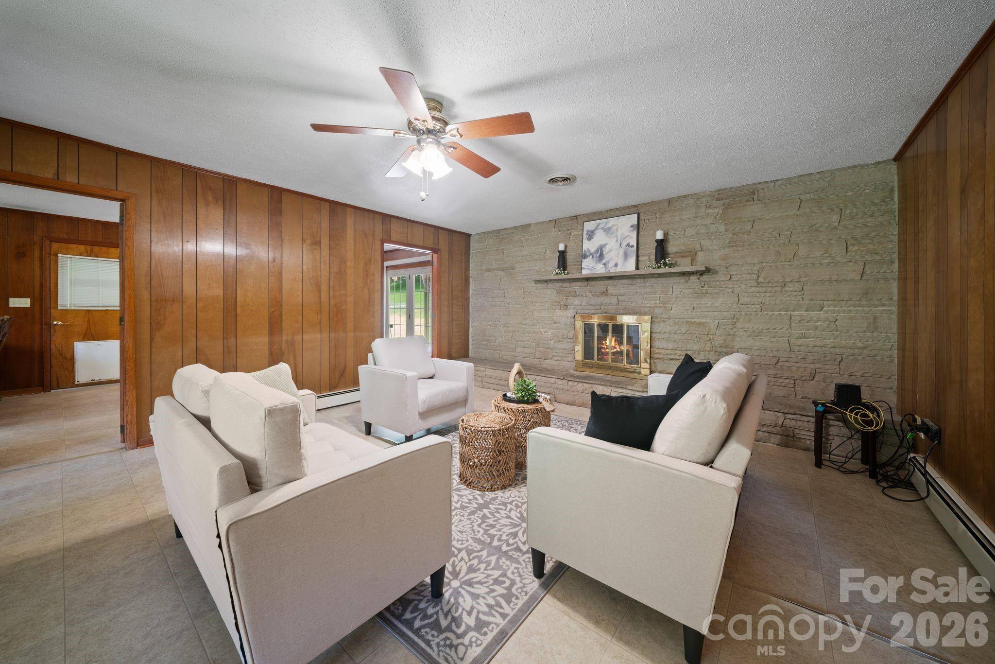 528 Baccus Siding RD, Green Mountain, NC 28740
