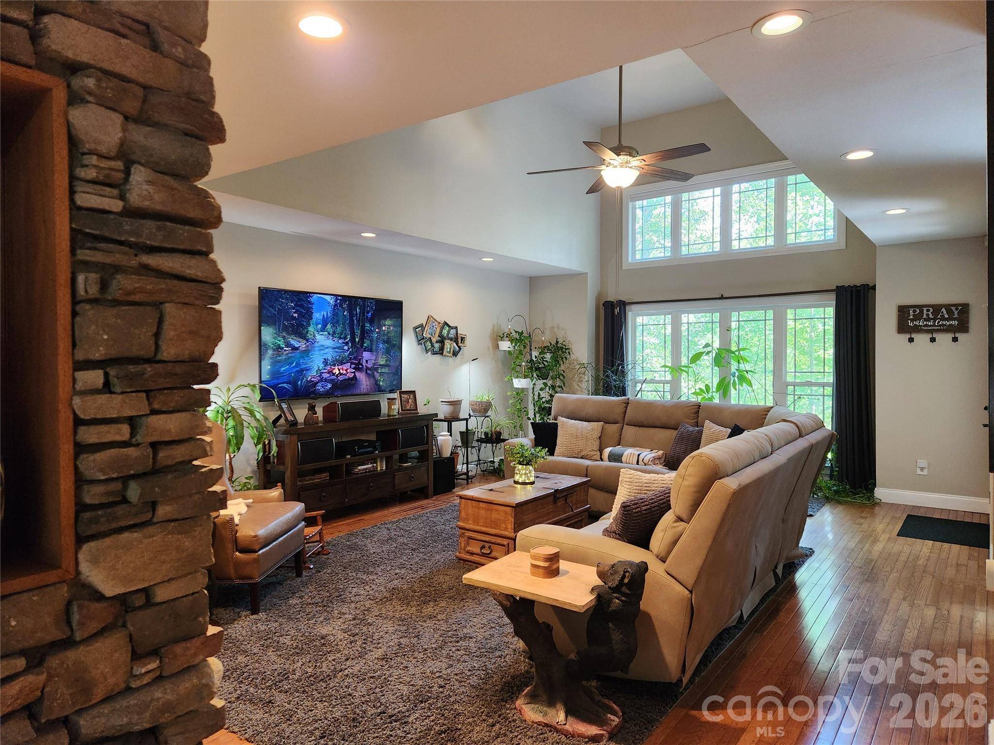 100 Hannah DR, Mill Spring, NC 28756