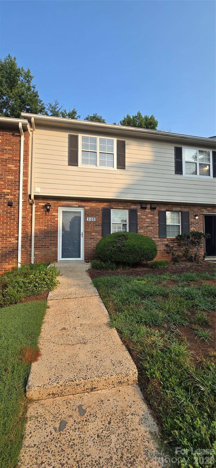 3109 Heathstead PL, Charlotte, NC 28210