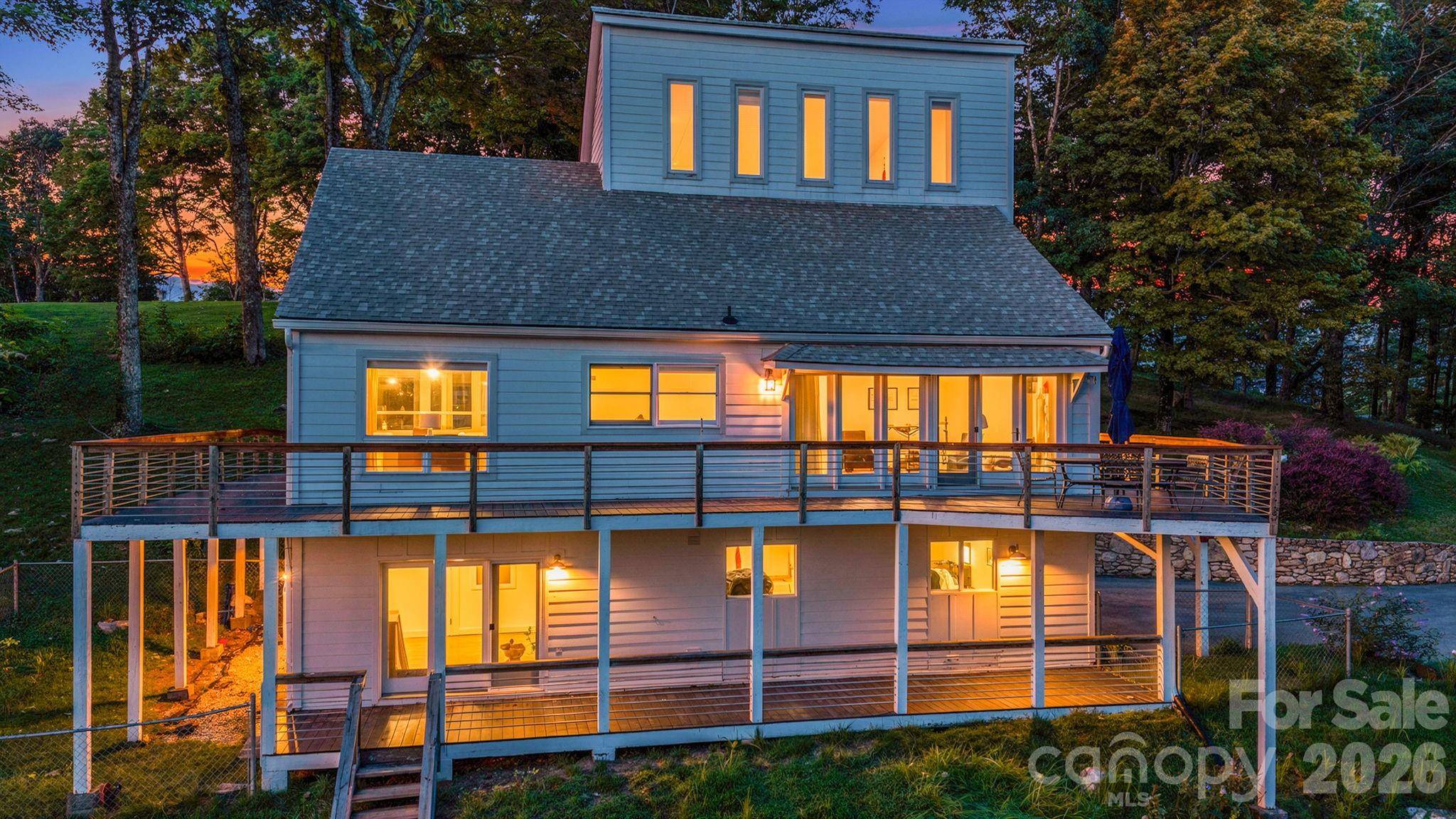 129 Finney LN, Mars Hill, NC 28754