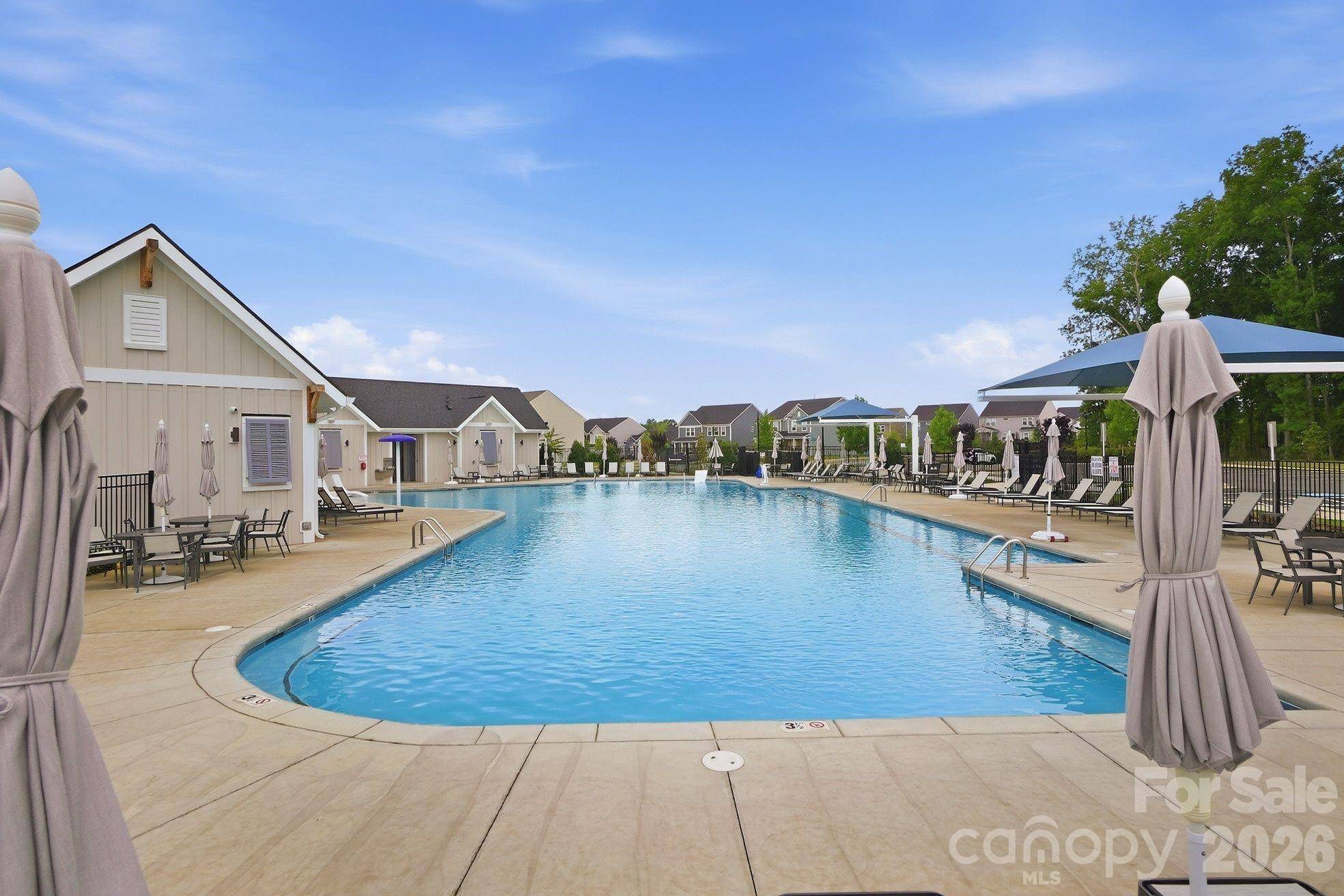 11016 Larkslea LN, Charlotte, NC 28278
