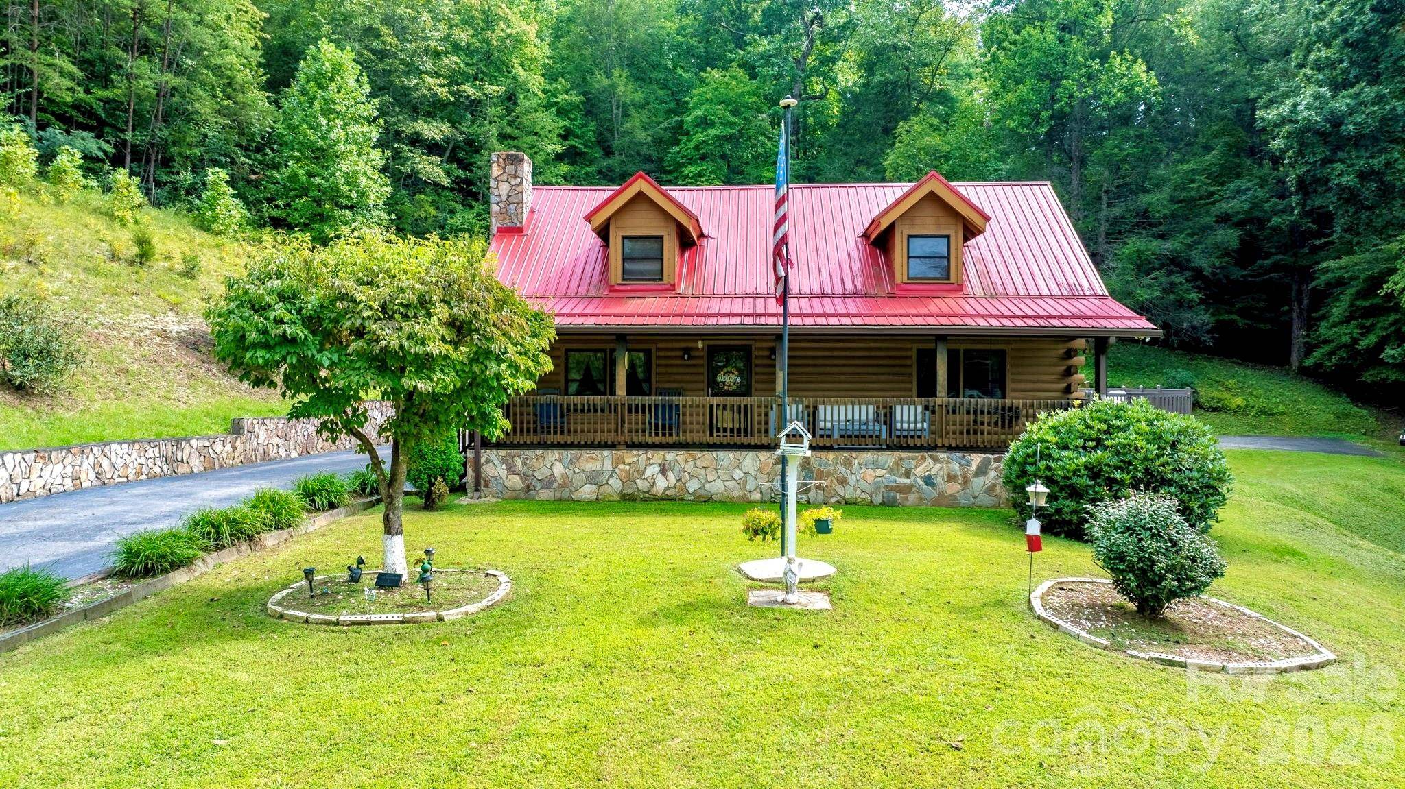 100 Goose Creek RD, Marion, NC 28752