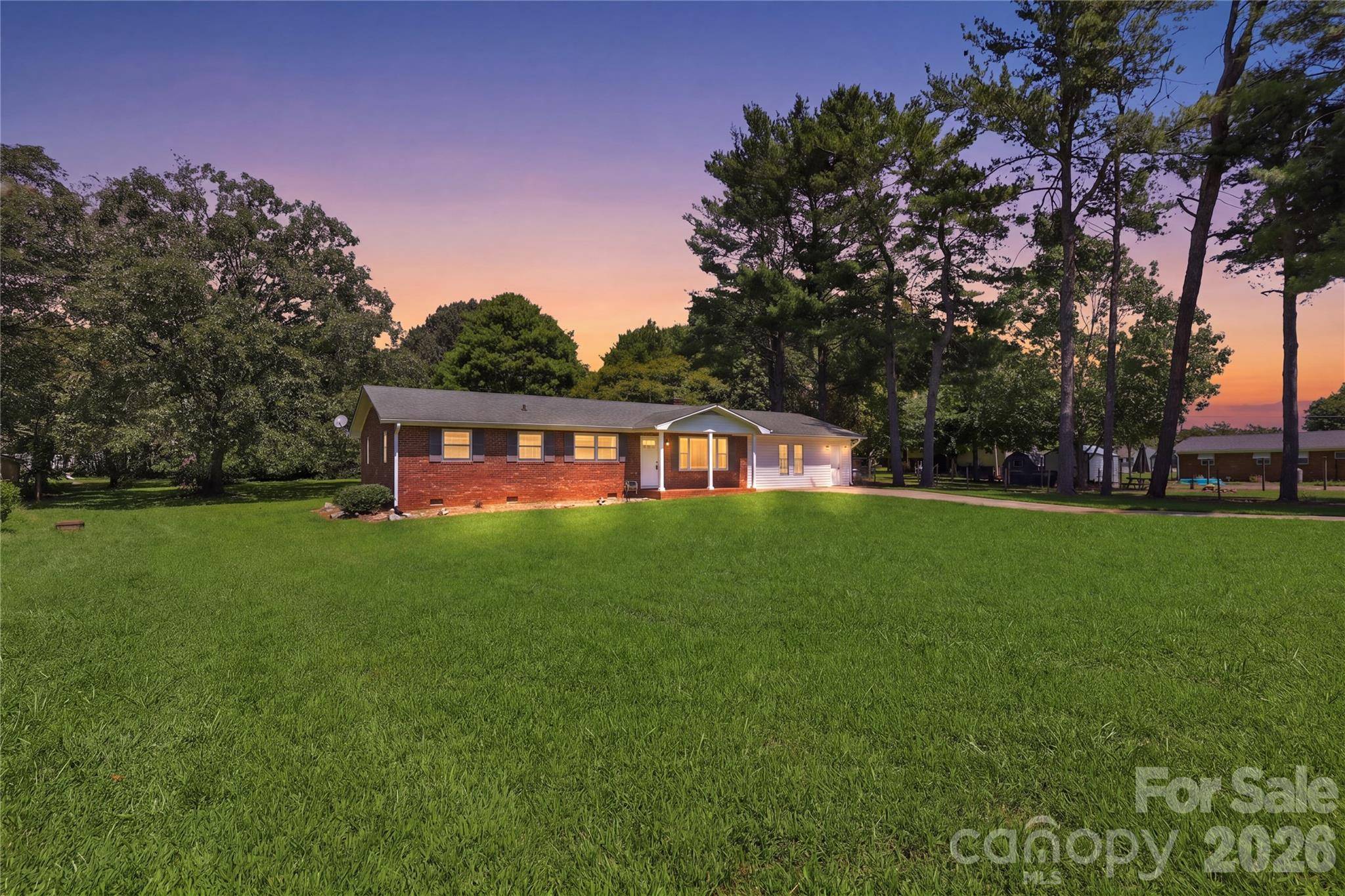 2819 Randolph RD, Statesville, NC 28625