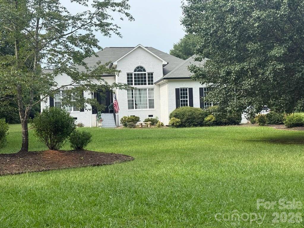 8025 Silver Maple LN, Mint Hill, NC 28227