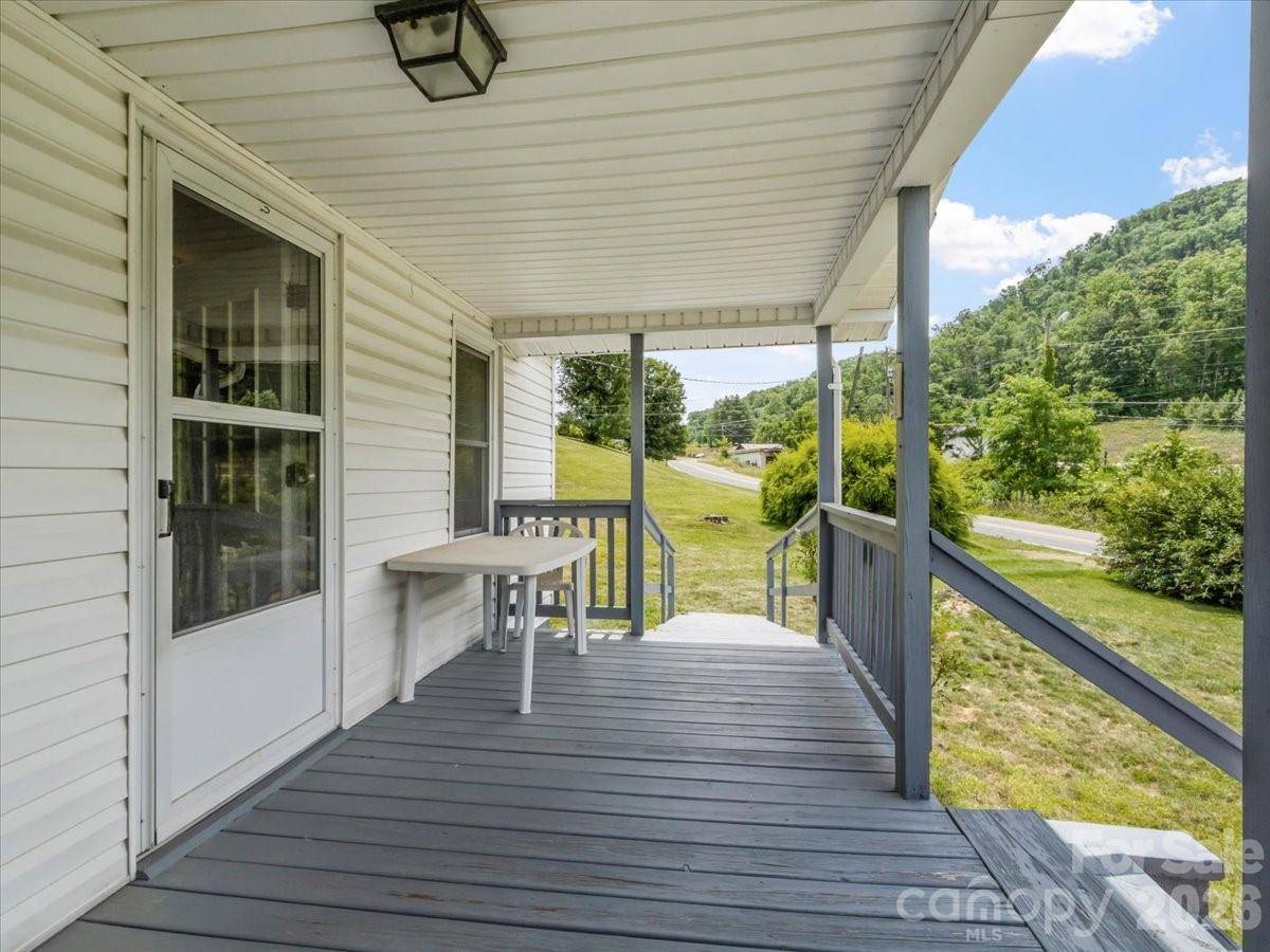 659 Newdale Church RD, Burnsville, NC 28714