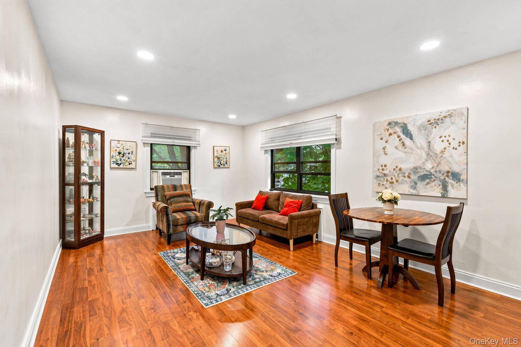 73-02 Springfield BLVD #2FL, Oakland Gardens, NY 11364