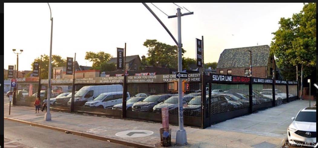 7002 Northern BLVD, Jackson Heights, NY 11372
