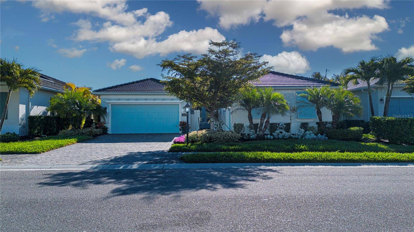 7732 SANDHILL LAKE DR, Sarasota, FL 34241
