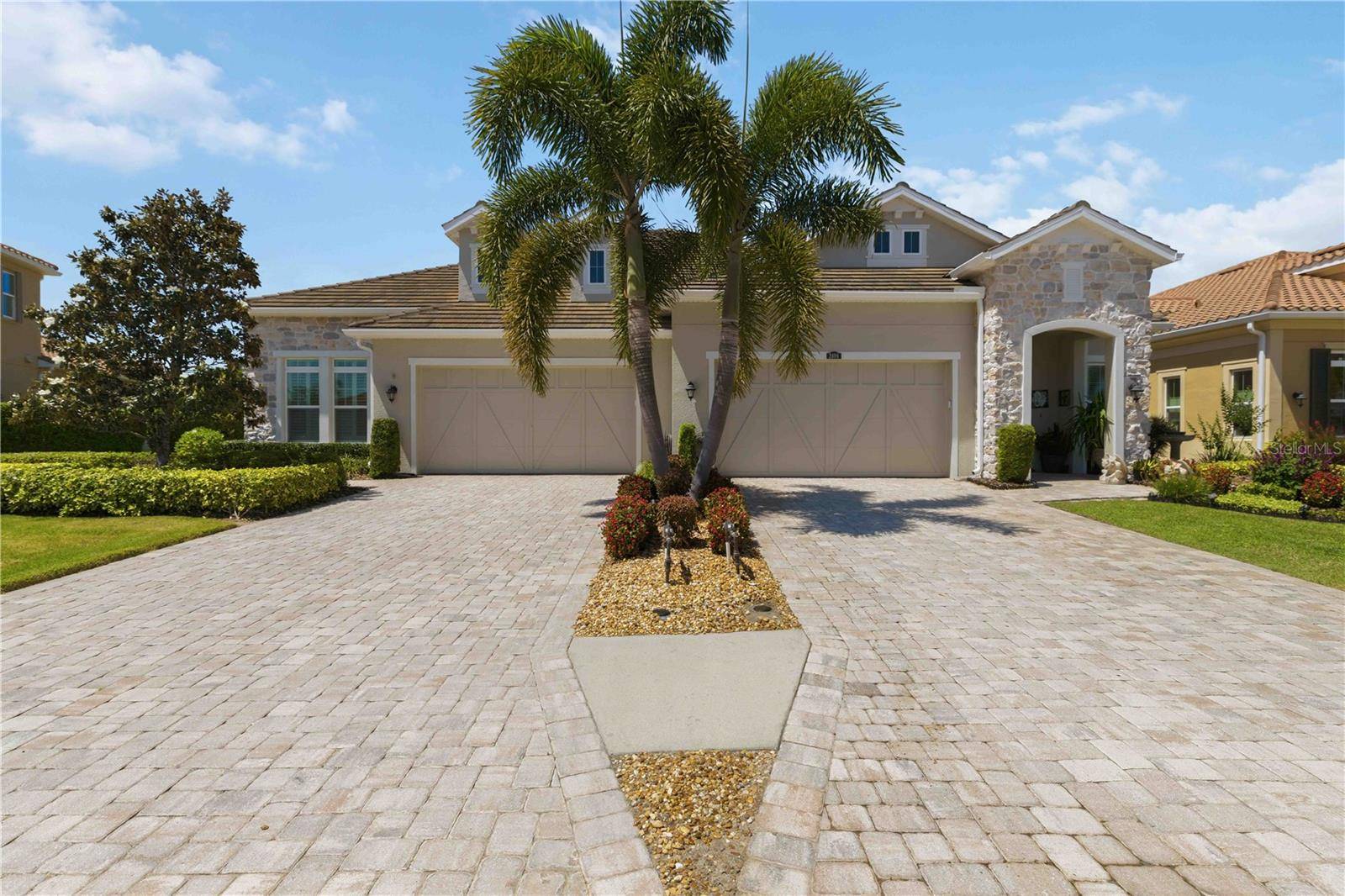 2410 STARWOOD CT, Bradenton, FL 34211