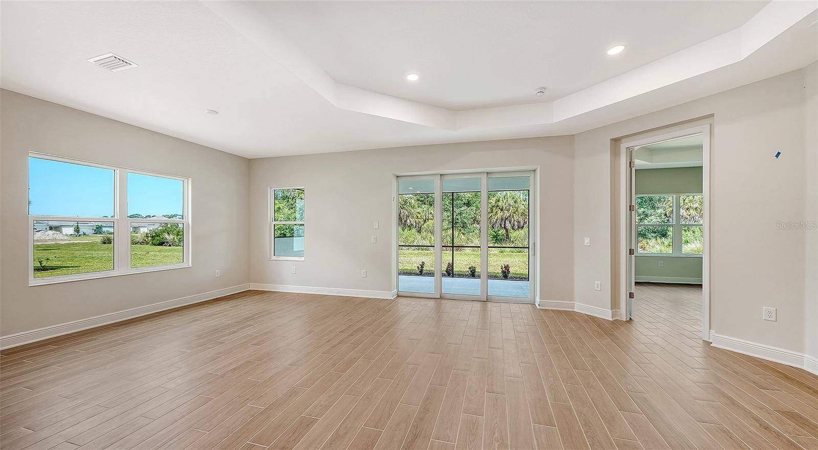 9940 CRYSTAL ISLES CIR, Sarasota, FL 34241