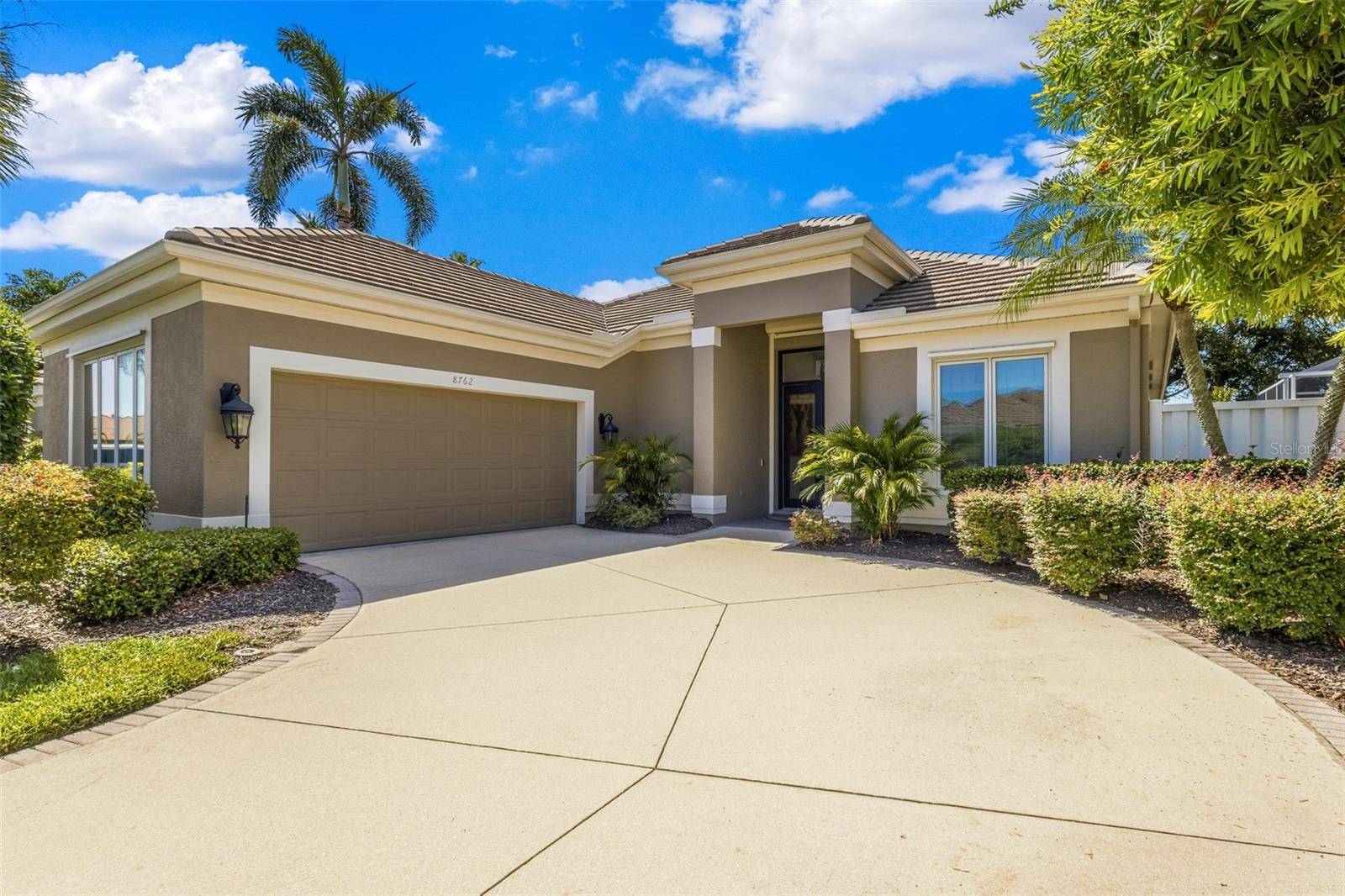 8762 52ND AVE E, Bradenton, FL 34211