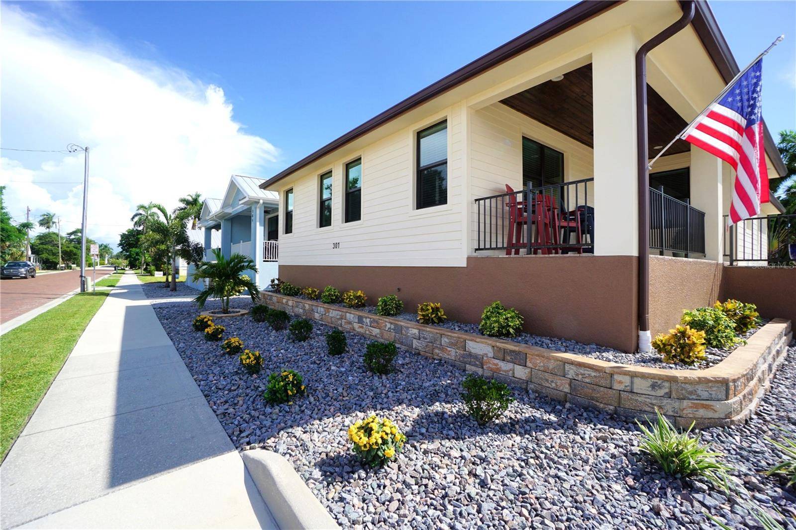 301 GOLDSTEIN ST, Punta Gorda, FL 33950