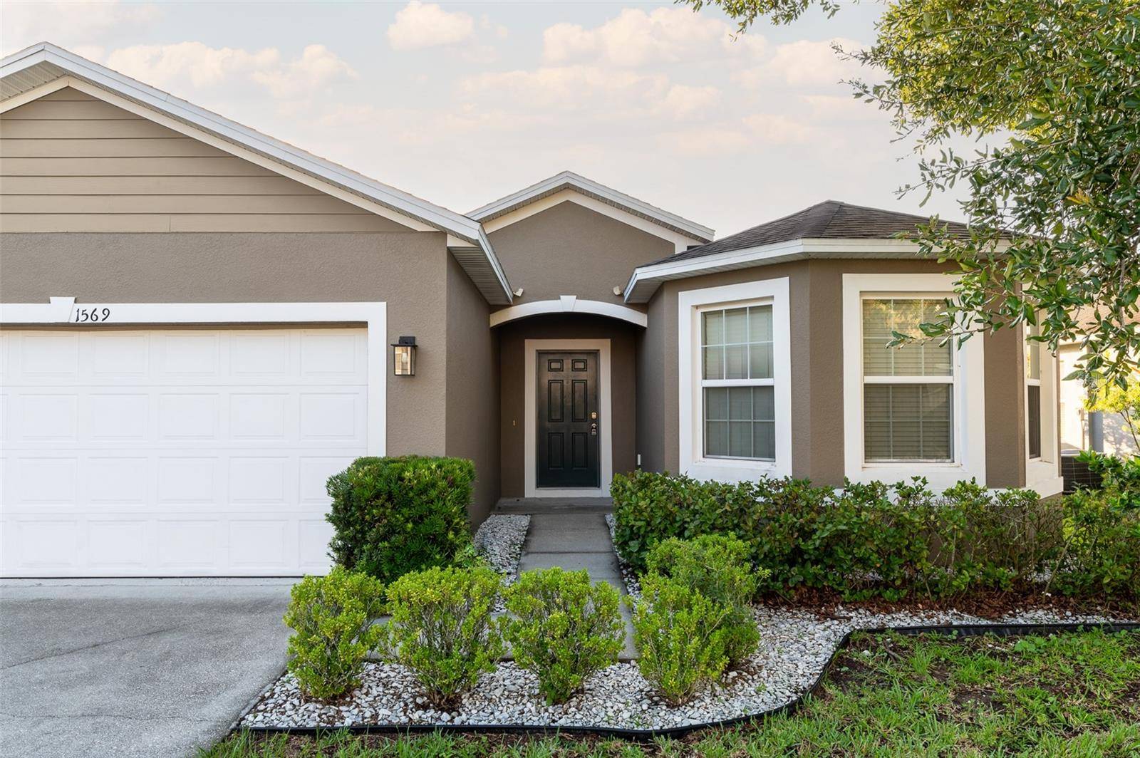 1569 TAMARIND RD, Davenport, FL 33896