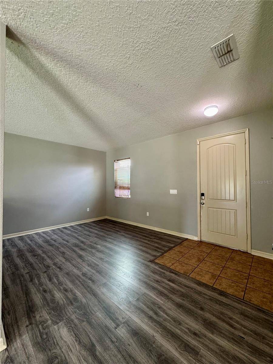 998 HERMOSA WAY, Kissimmee, FL 34744
