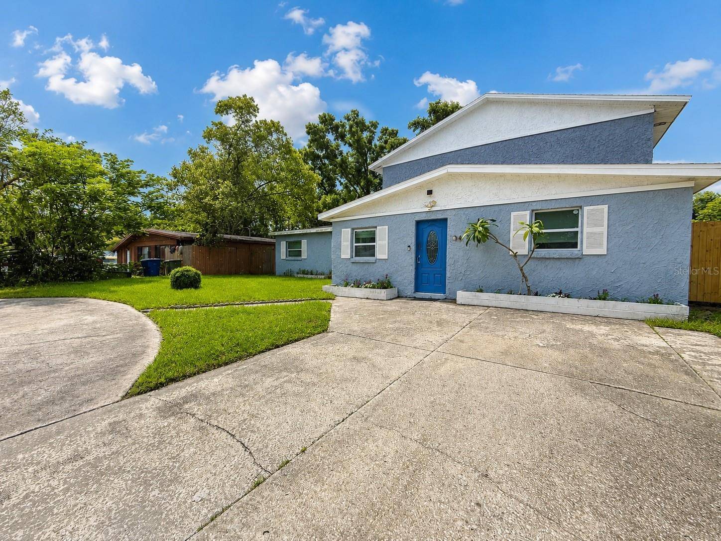 3415 GROVE STREET CIR, Tampa, FL 33610