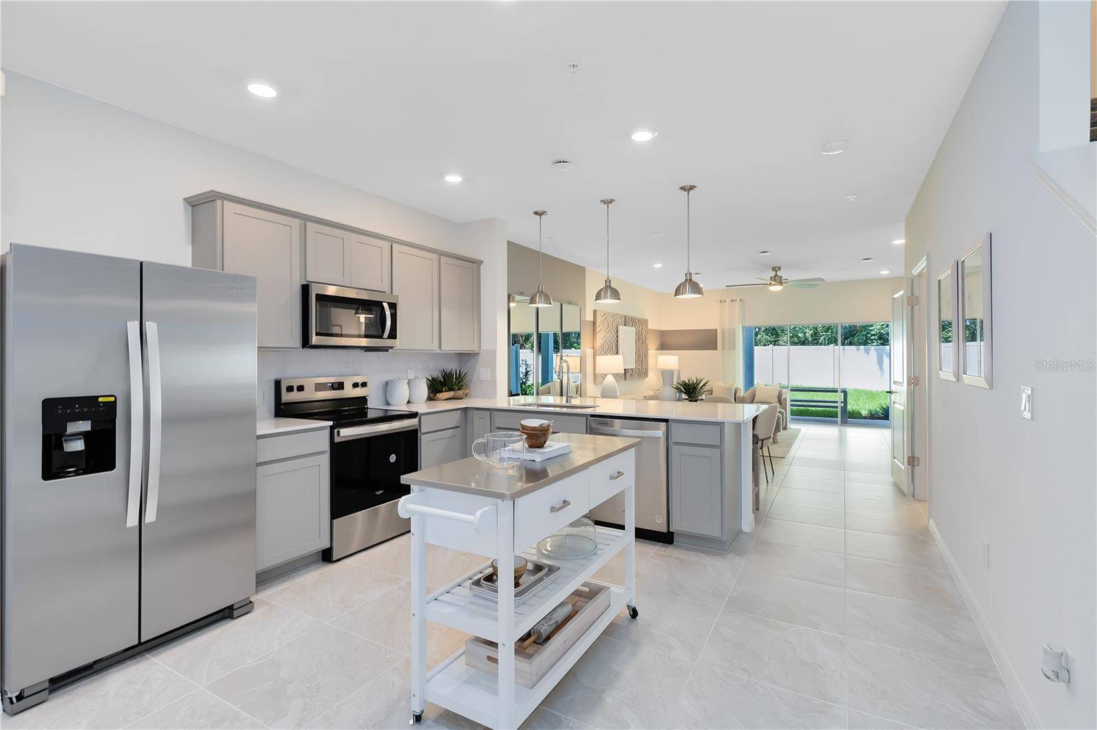 5005 SUNRISE ESTATE DR, West Melbourne, FL 32904