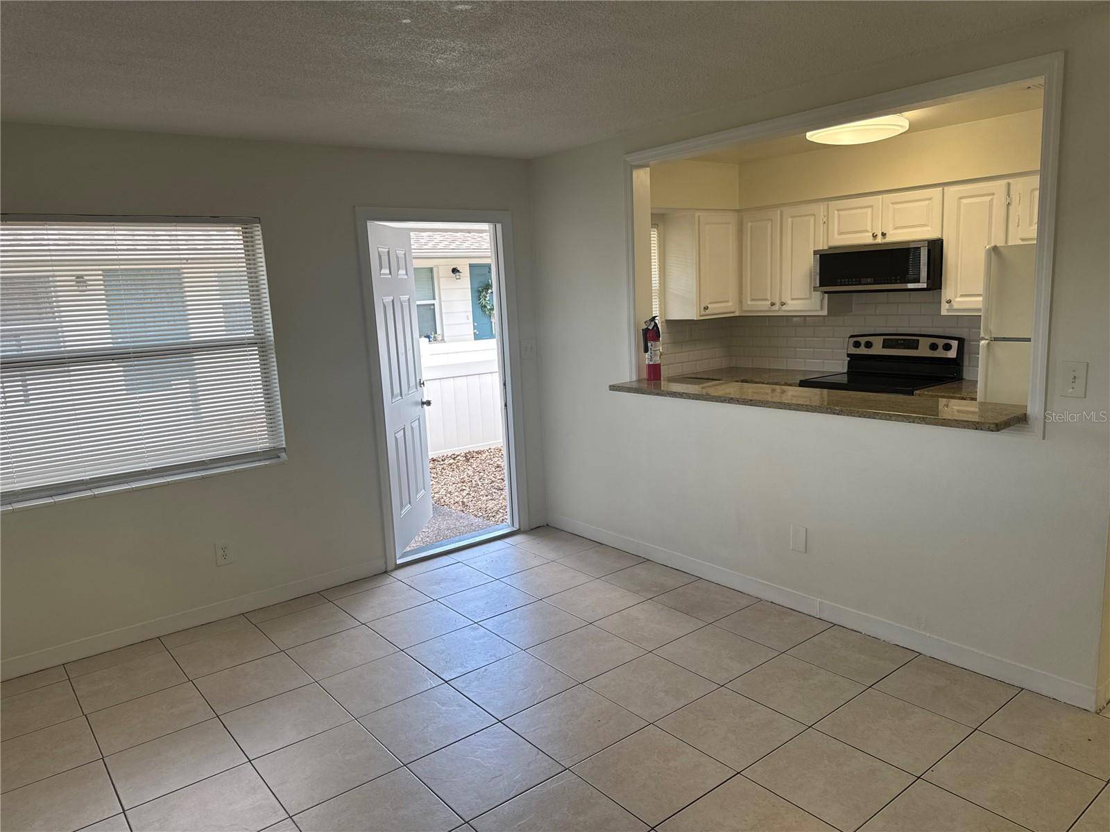 500 75TH AVE N #10, St Petersburg, FL 33702