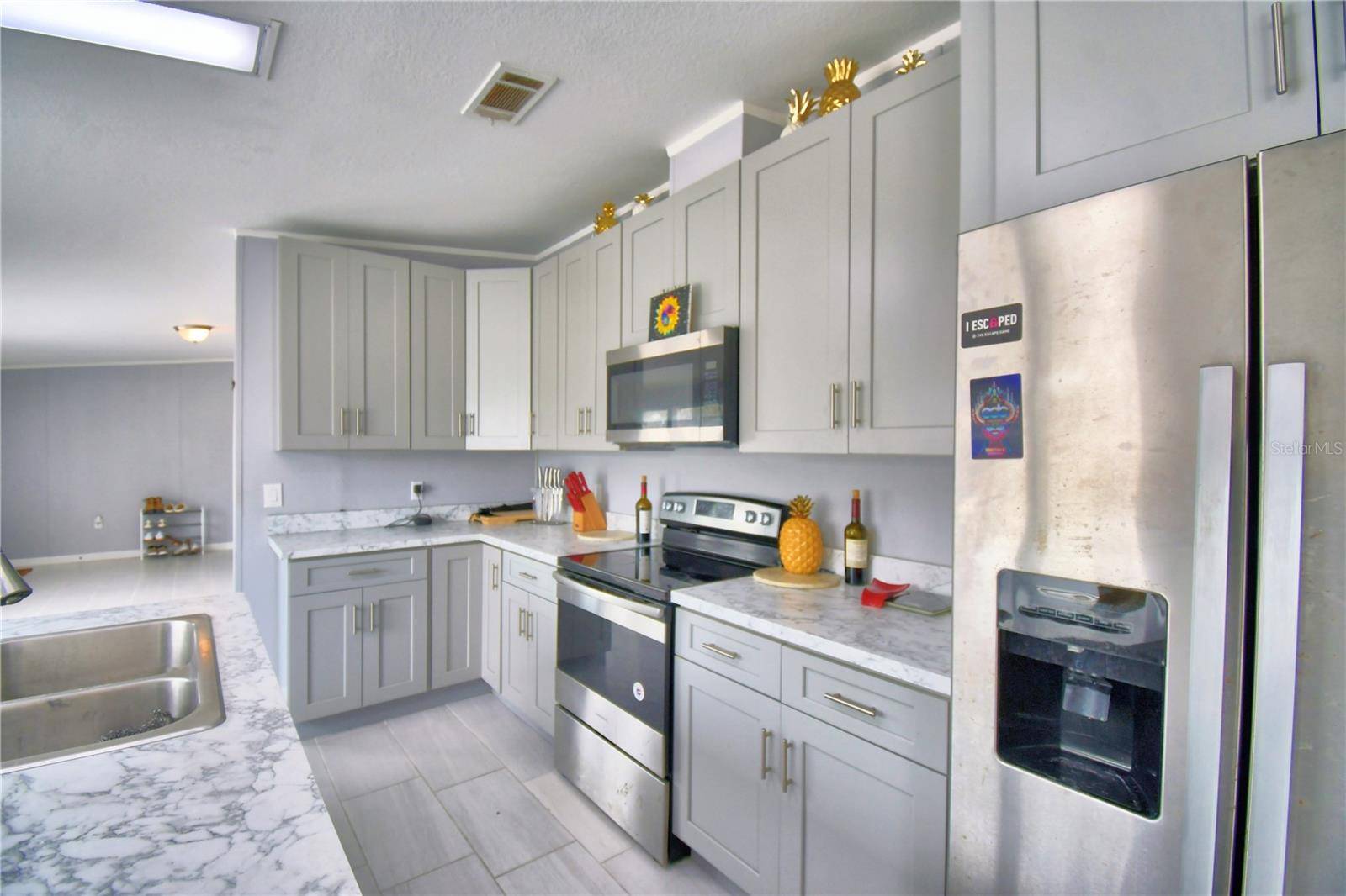 16 E MURPHY ST, Davenport, FL 33837