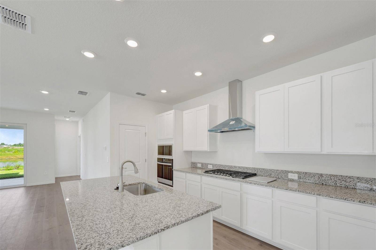 2816 MARRAKESH LN, Sarasota, FL 34234