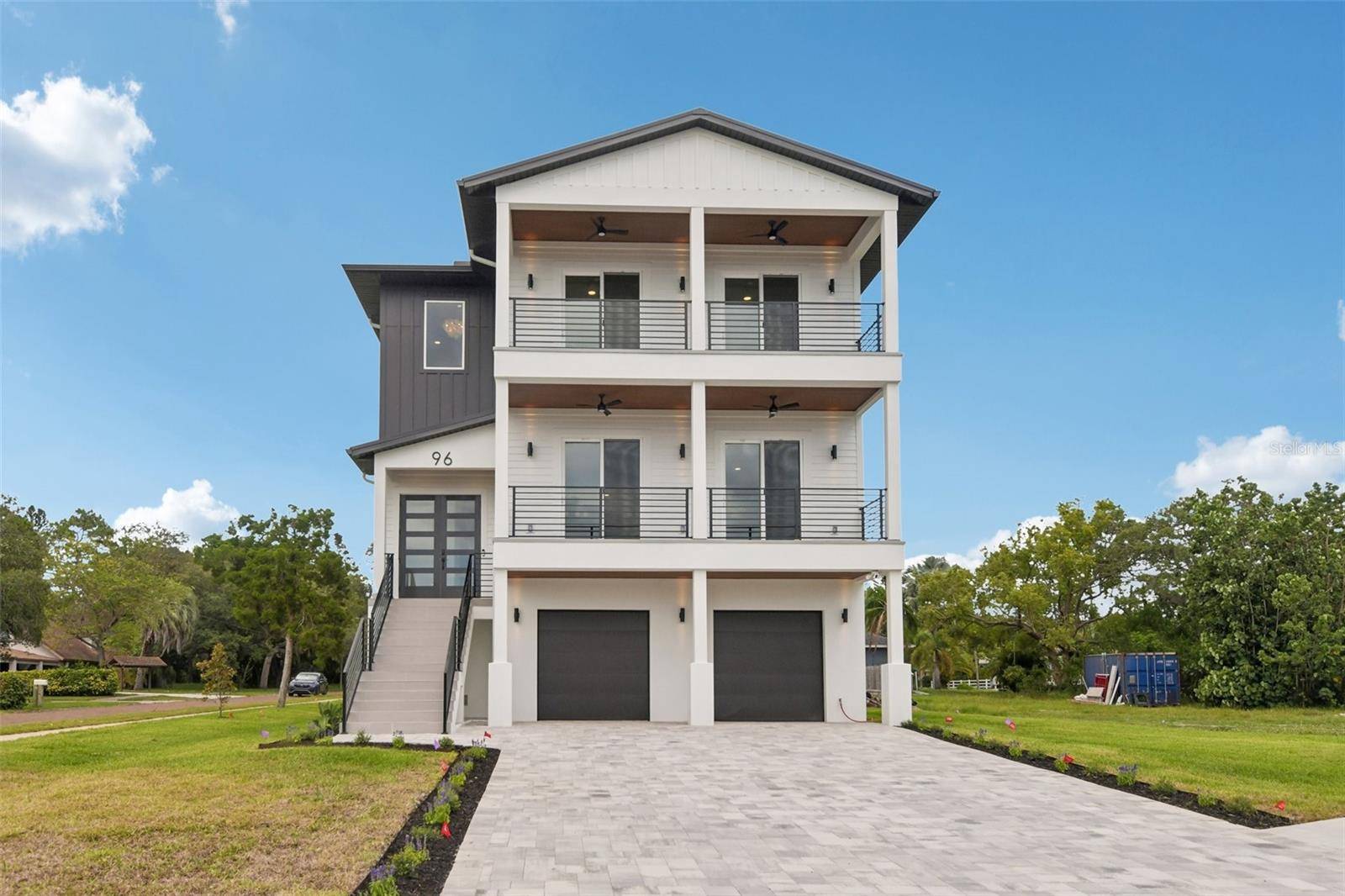 96 SHORE DR, Tarpon Springs, FL 34689