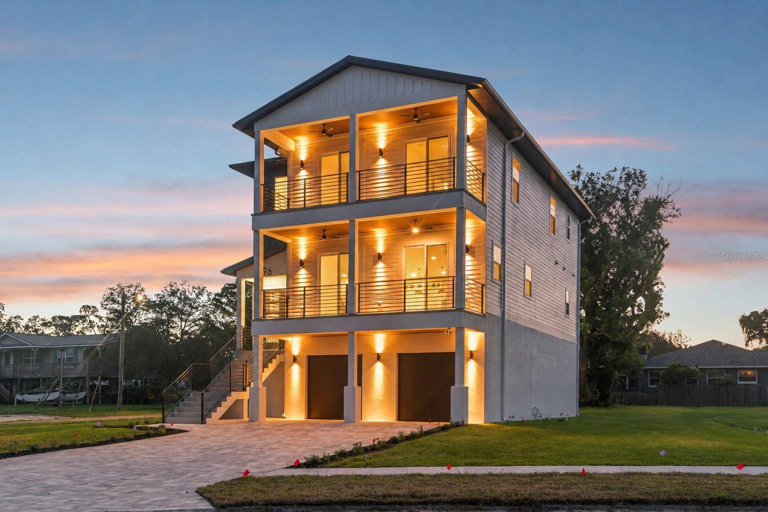 96 SHORE DR, Tarpon Springs, FL 34689