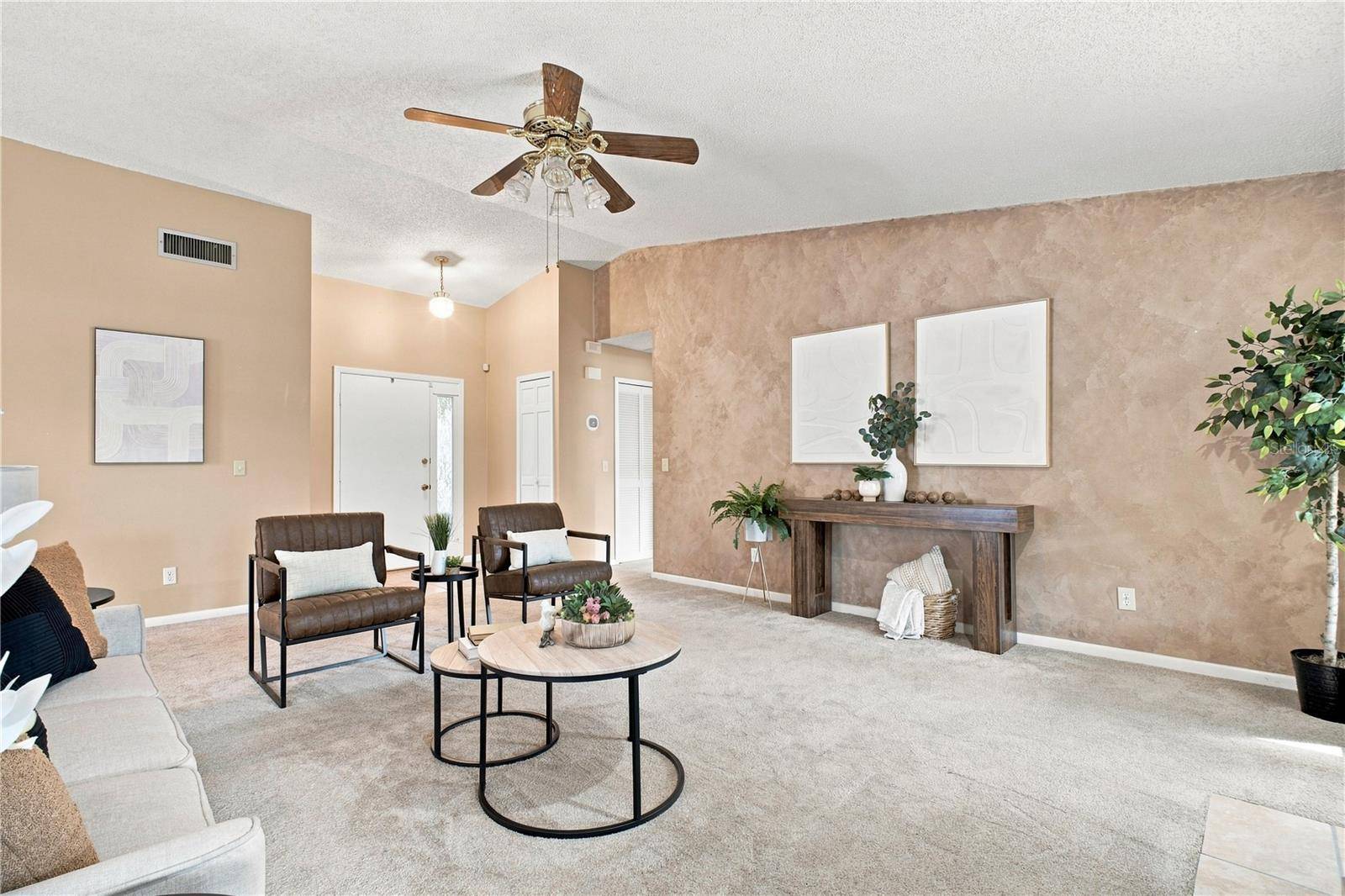6803 LONGPOINTE WAY, Tampa, FL 33615