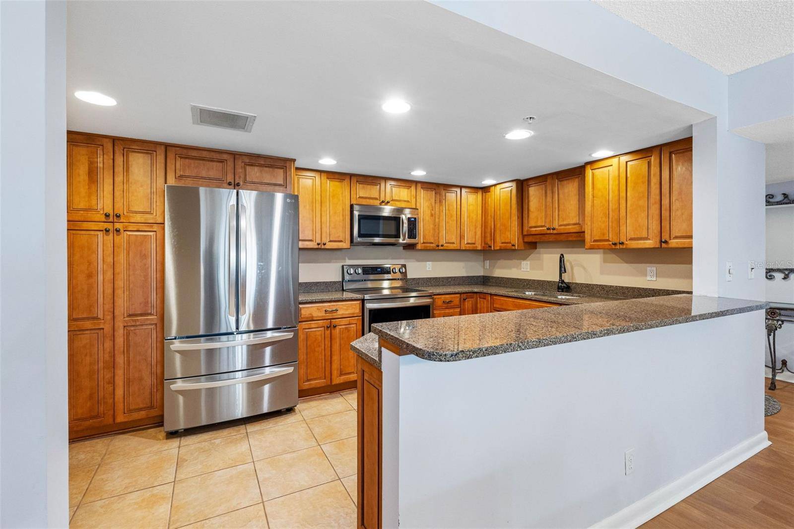1480 GULF BLVD #1011, Clearwater Beach, FL 33767