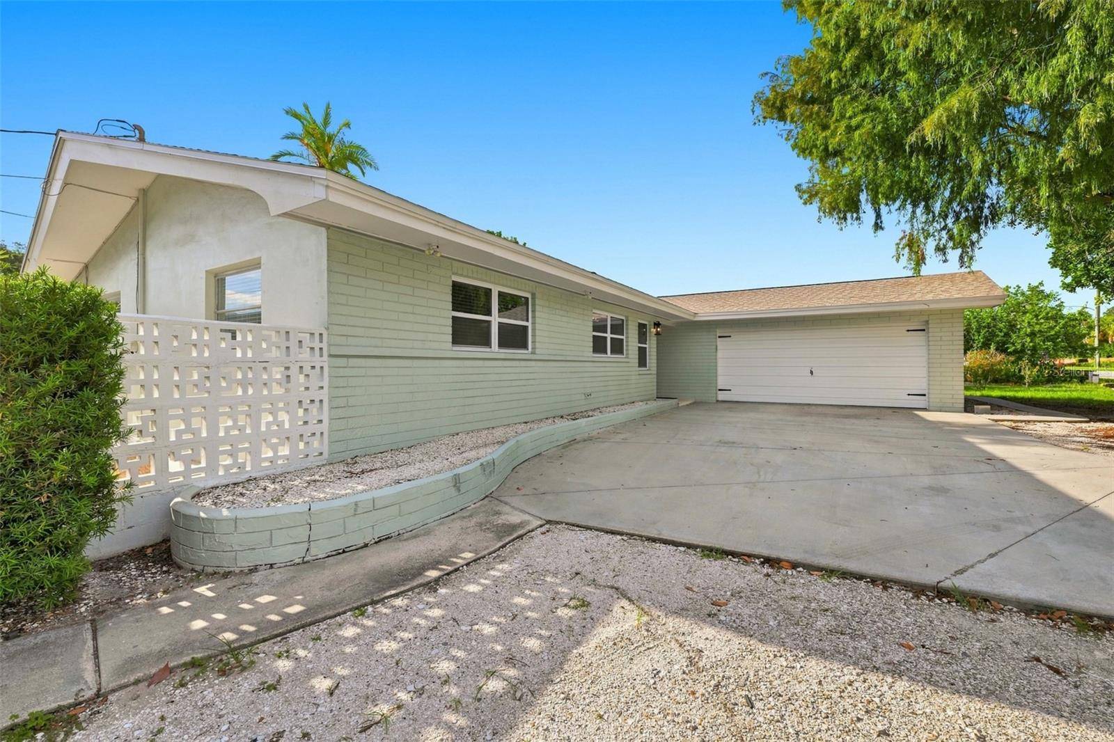 12999 INDIAN ROCKS RD, Largo, FL 33774