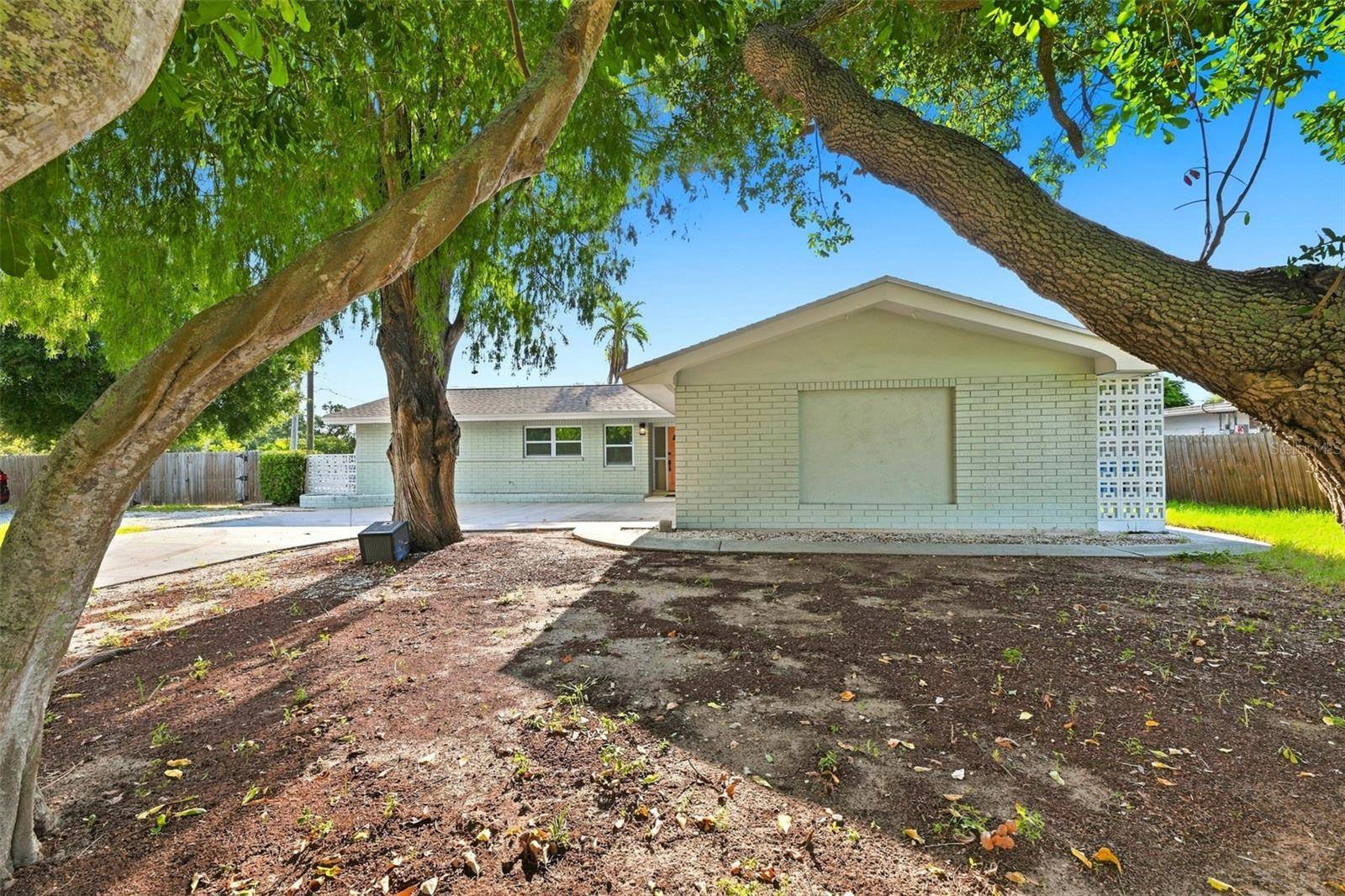 12999 INDIAN ROCKS RD, Largo, FL 33774